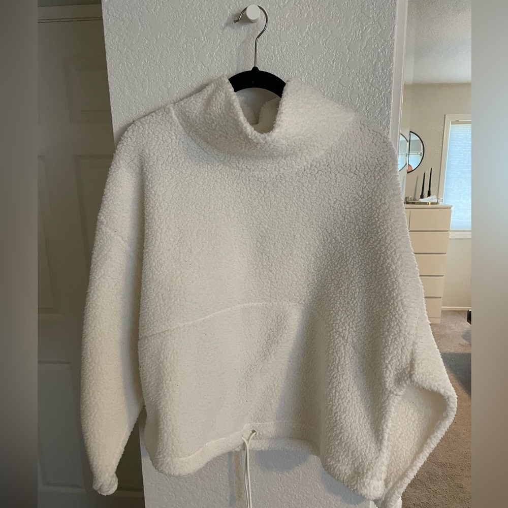 Old Navy Teddy Pullover